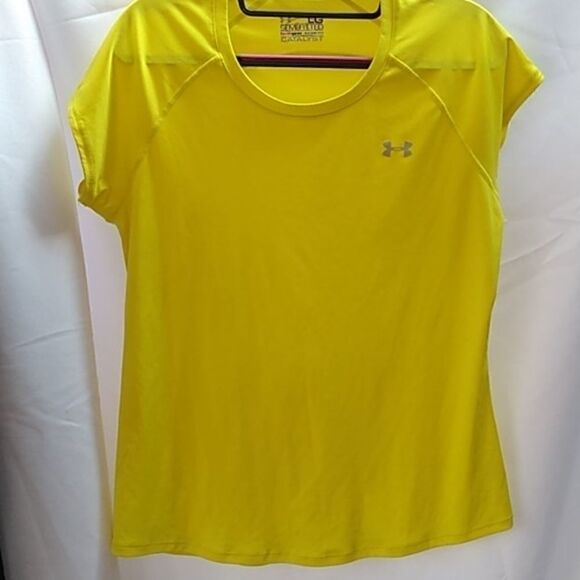 Under armour shirt   - Picture 1 of 3